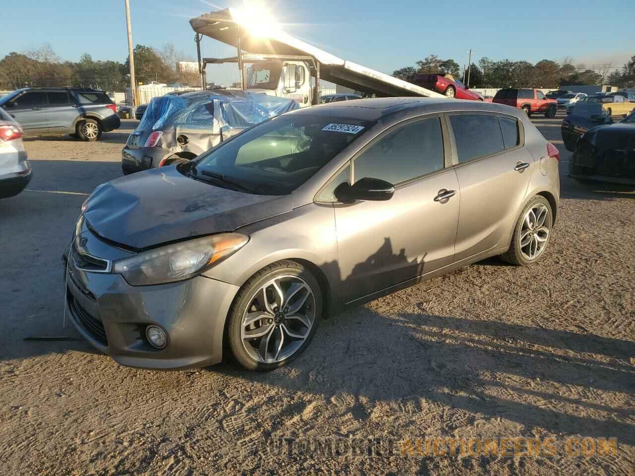 KNAFZ5A37G5496091 KIA FORTE 2016