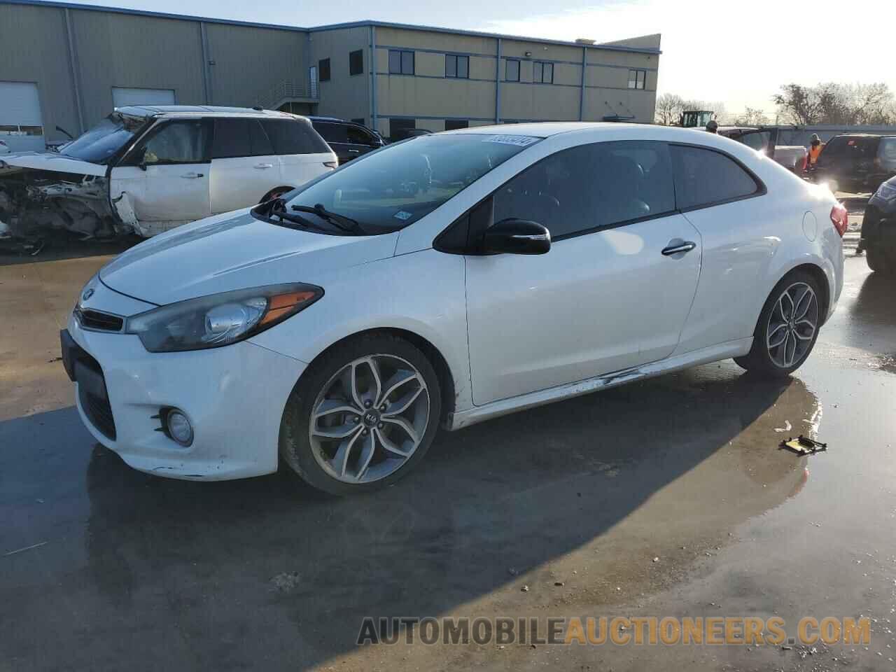 KNAFZ6A38G5576733 KIA FORTE 2016