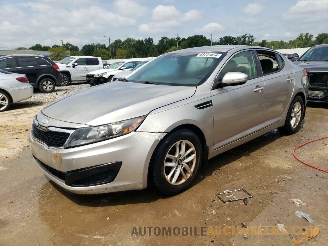 KNAGM4A70B5136055 KIA OPTIMA 2011