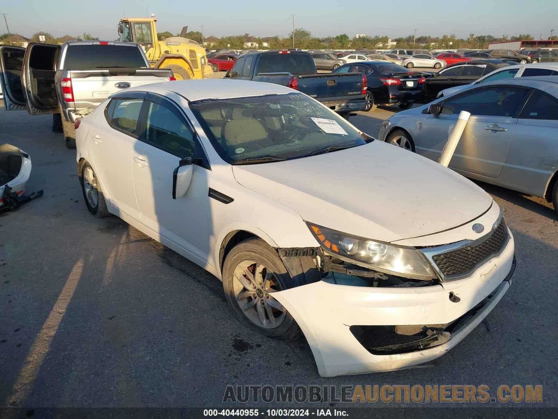 KNAGM4A73B5123915 KIA OPTIMA 2011