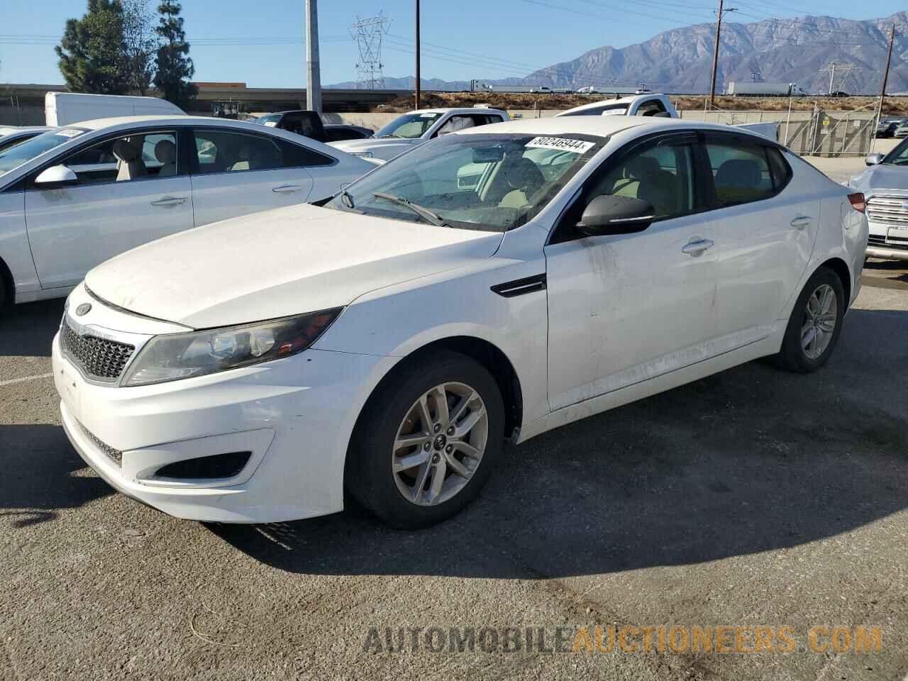 KNAGM4A73B5171561 KIA OPTIMA 2011