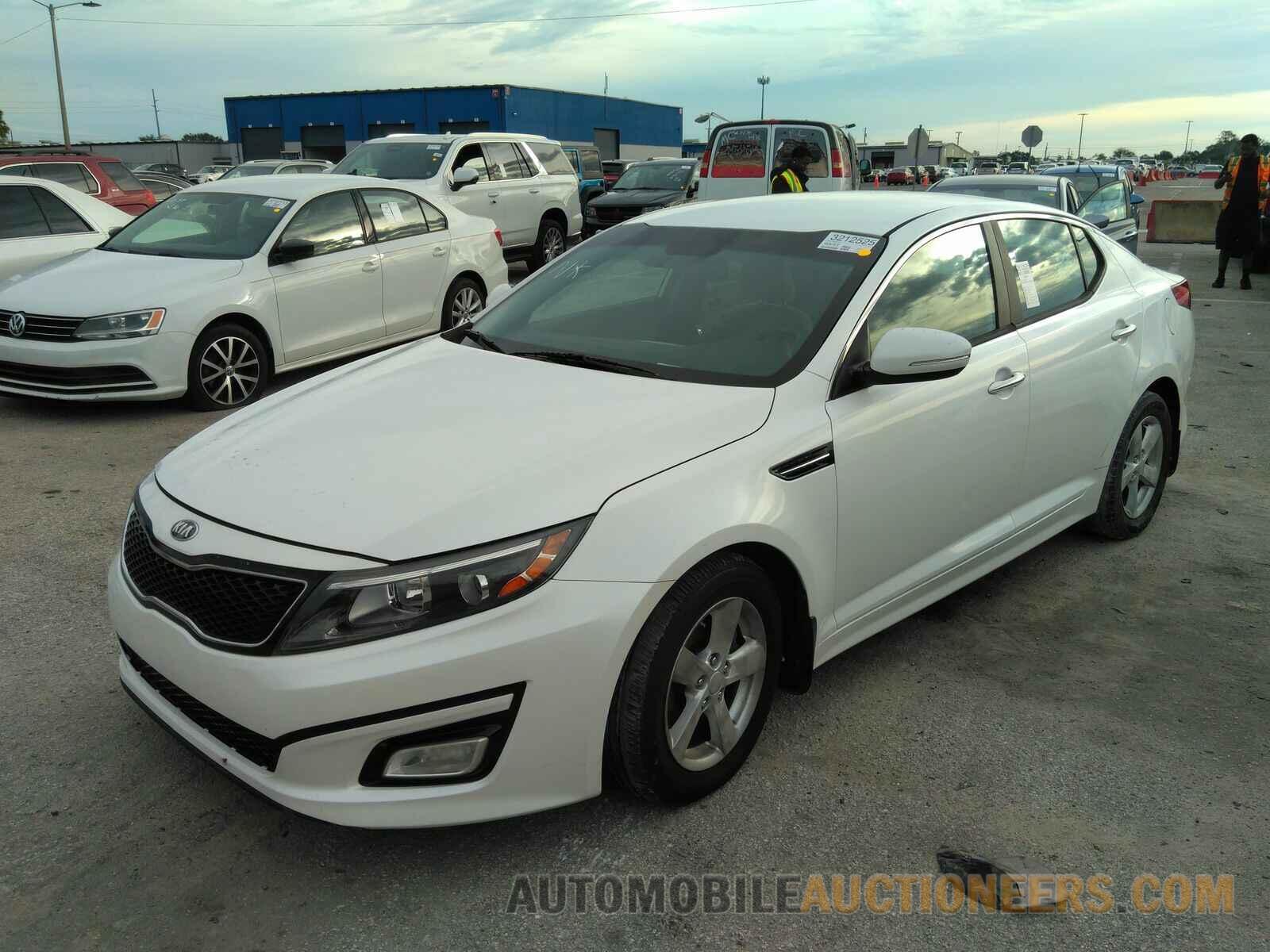 KNAGM4A74F5626651 Kia Optima 2015