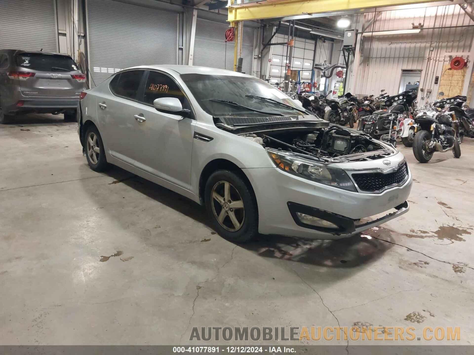 KNAGM4A75B5136889 KIA OPTIMA 2011