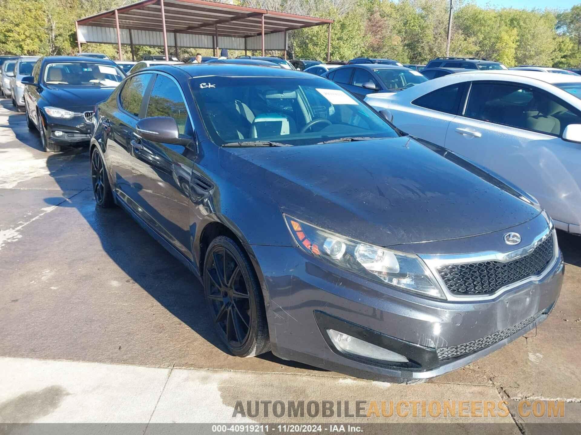 KNAGM4A76B5057036 KIA OPTIMA 2011