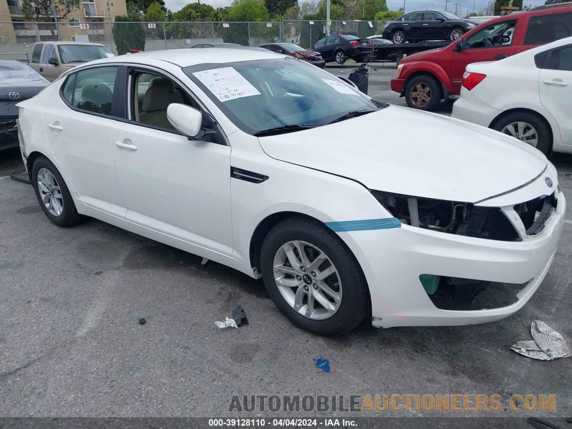 KNAGM4A76B5072412 KIA OPTIMA 2011