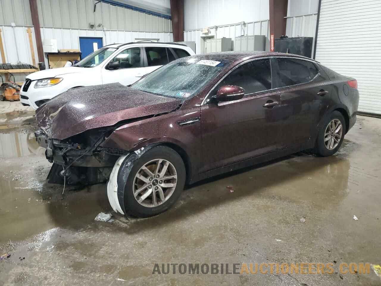 KNAGM4A76B5134956 KIA OPTIMA 2011