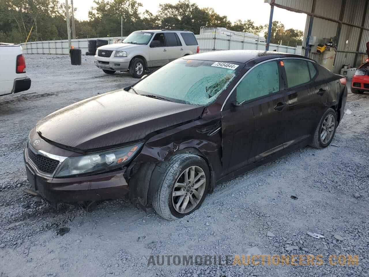 KNAGM4A76B5162949 KIA OPTIMA 2011