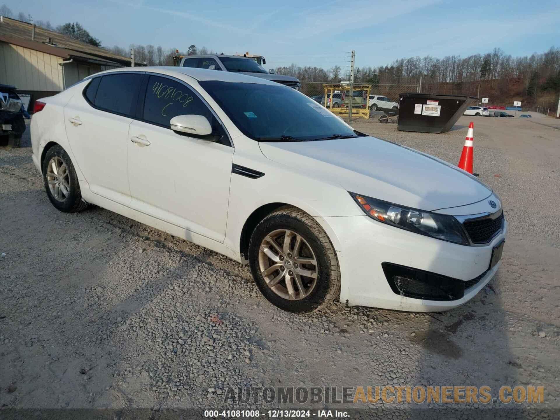 KNAGM4A7XB5186851 KIA OPTIMA 2011