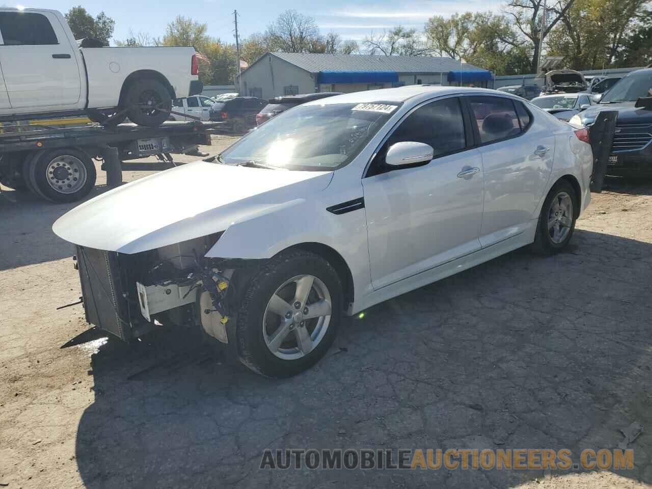 KNAGM4A7XF5601348 KIA OPTIMA 2015