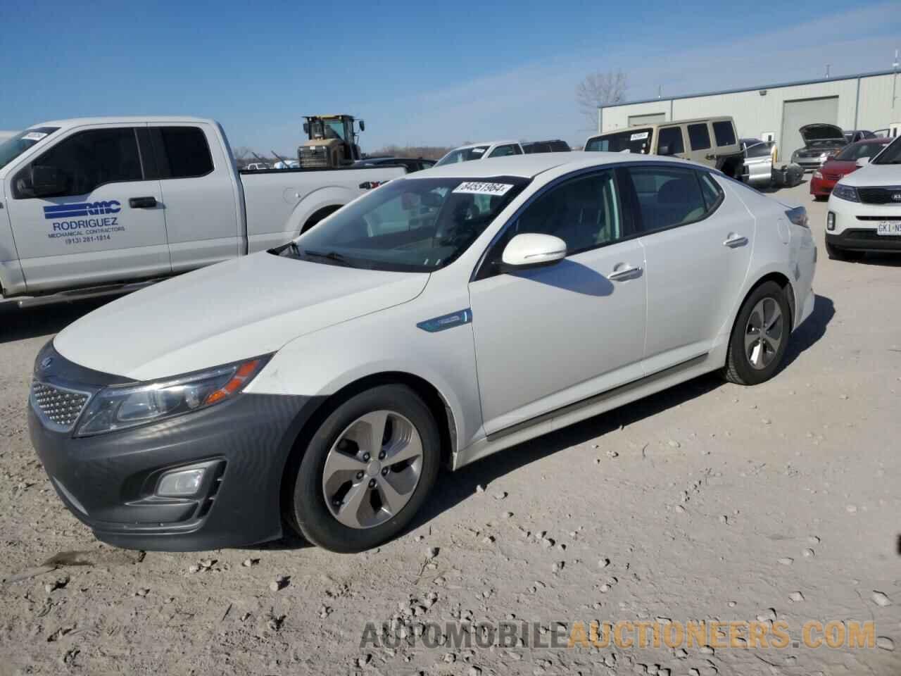 KNAGM4AD5F5082568 KIA OPTIMA 2015