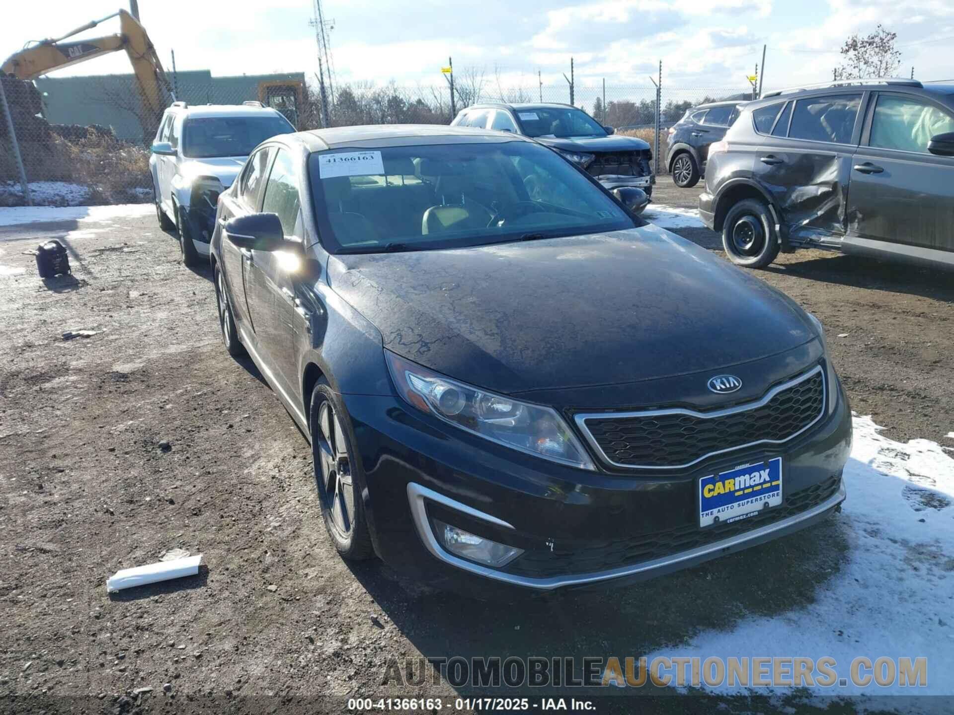 KNAGM4AD8D5045916 KIA OPTIMA HYBRID 2013