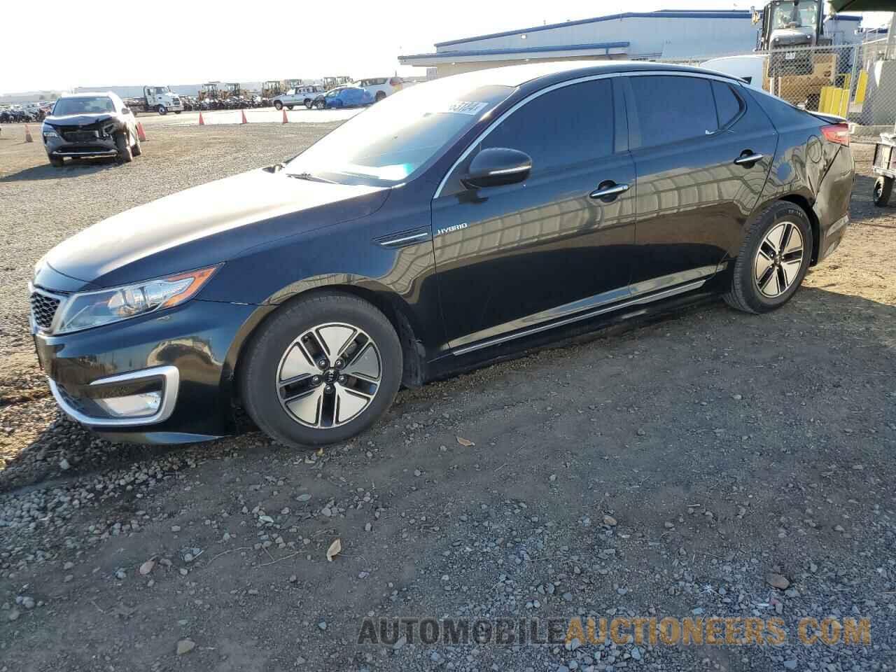 KNAGM4AD9D5058688 KIA OPTIMA 2013