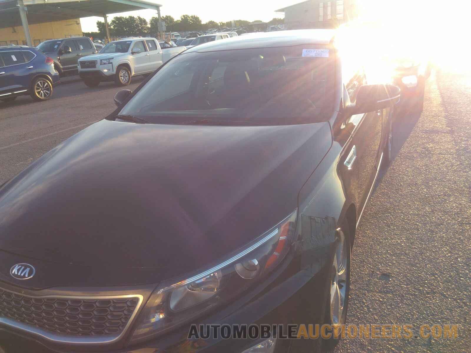 KNAGM4ADXG5092627 Kia Optima Hybrid 2016