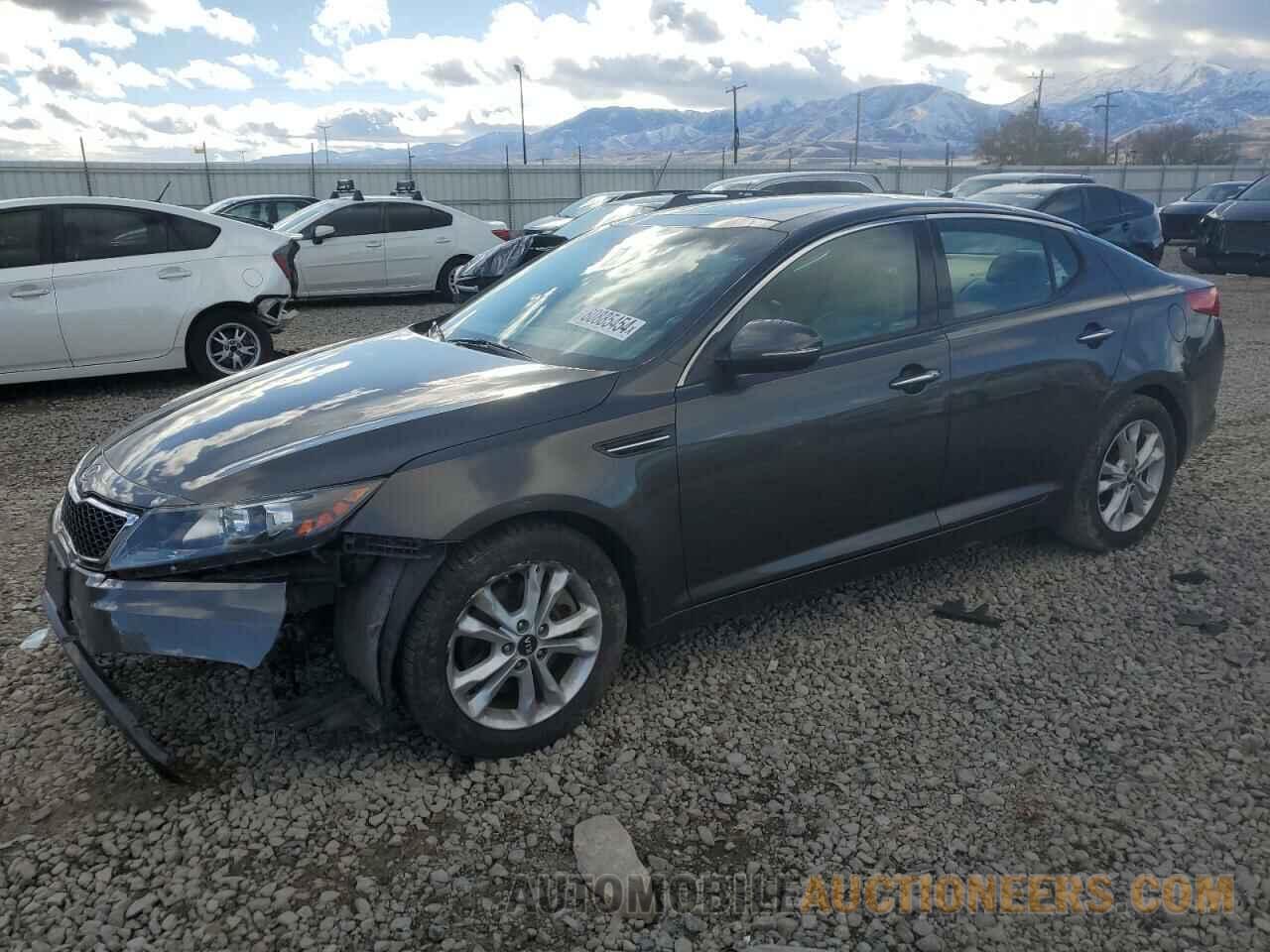 KNAGN4A60B5160263 KIA OPTIMA 2011