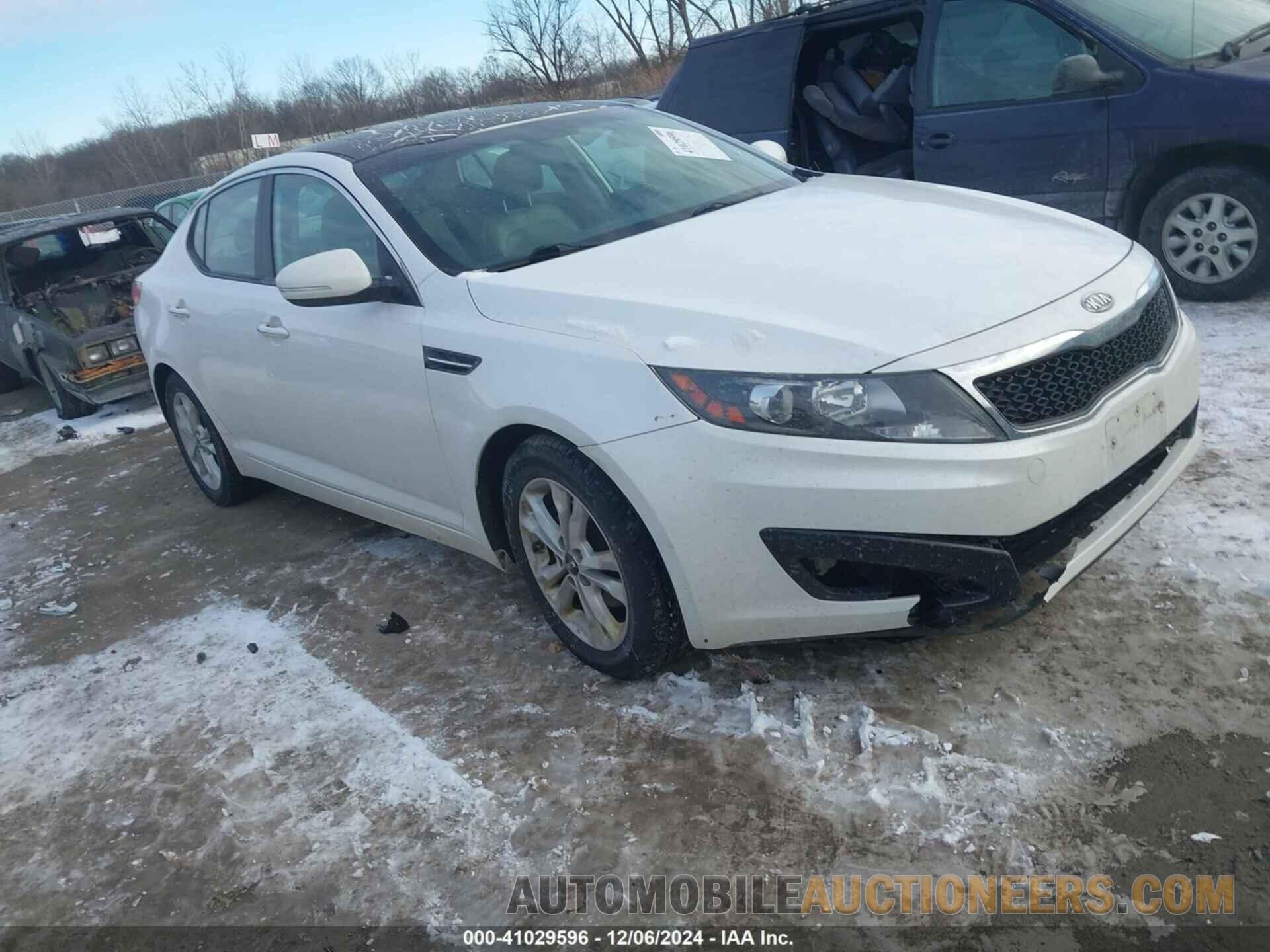 KNAGN4A70B5146386 KIA OPTIMA 2011