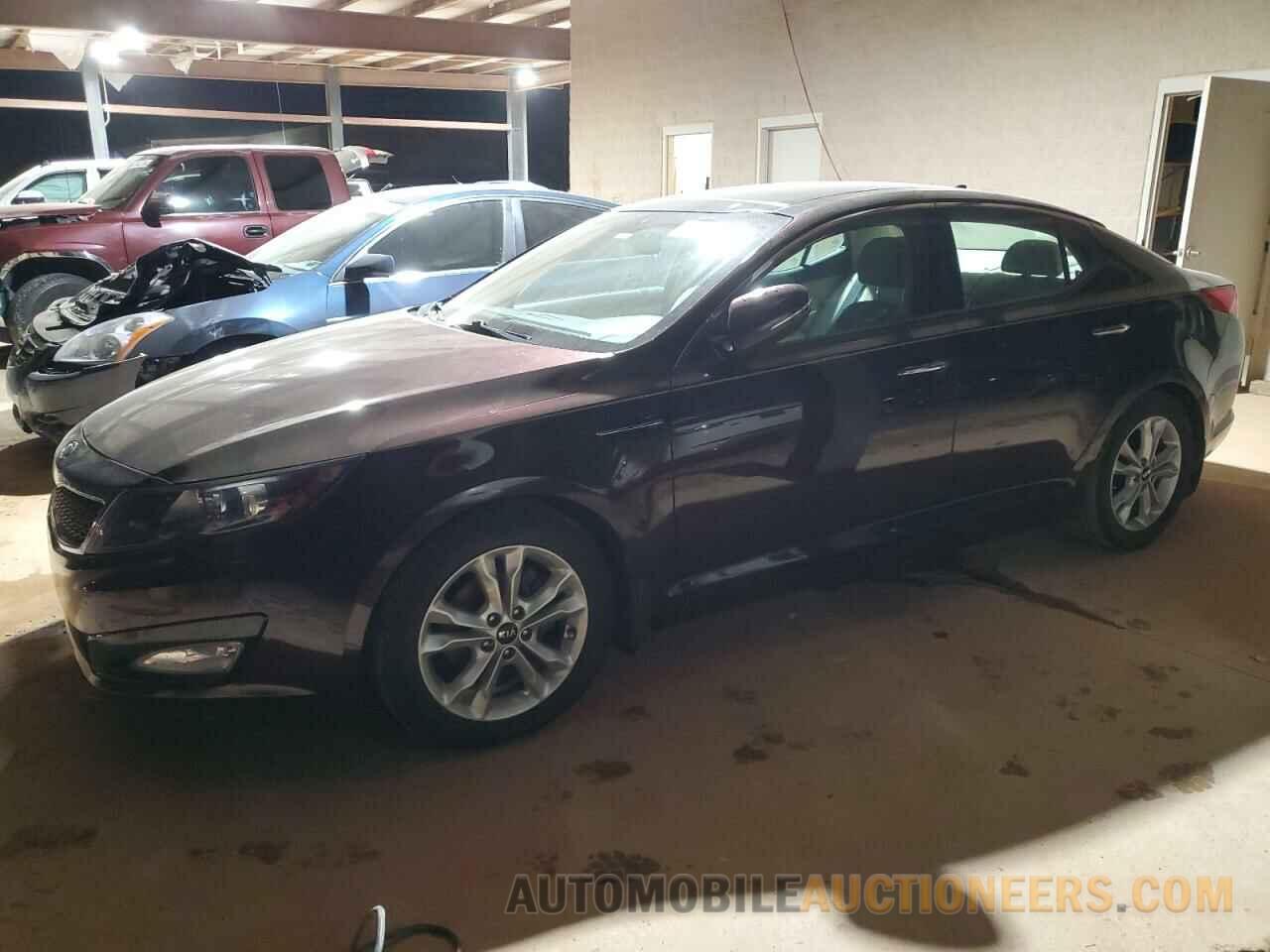 KNAGN4A73B5086510 KIA OPTIMA 2011