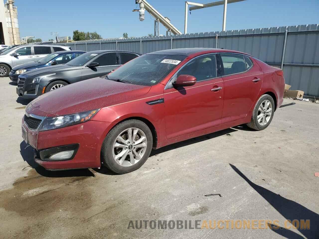 KNAGN4A74B5028227 KIA OPTIMA 2011