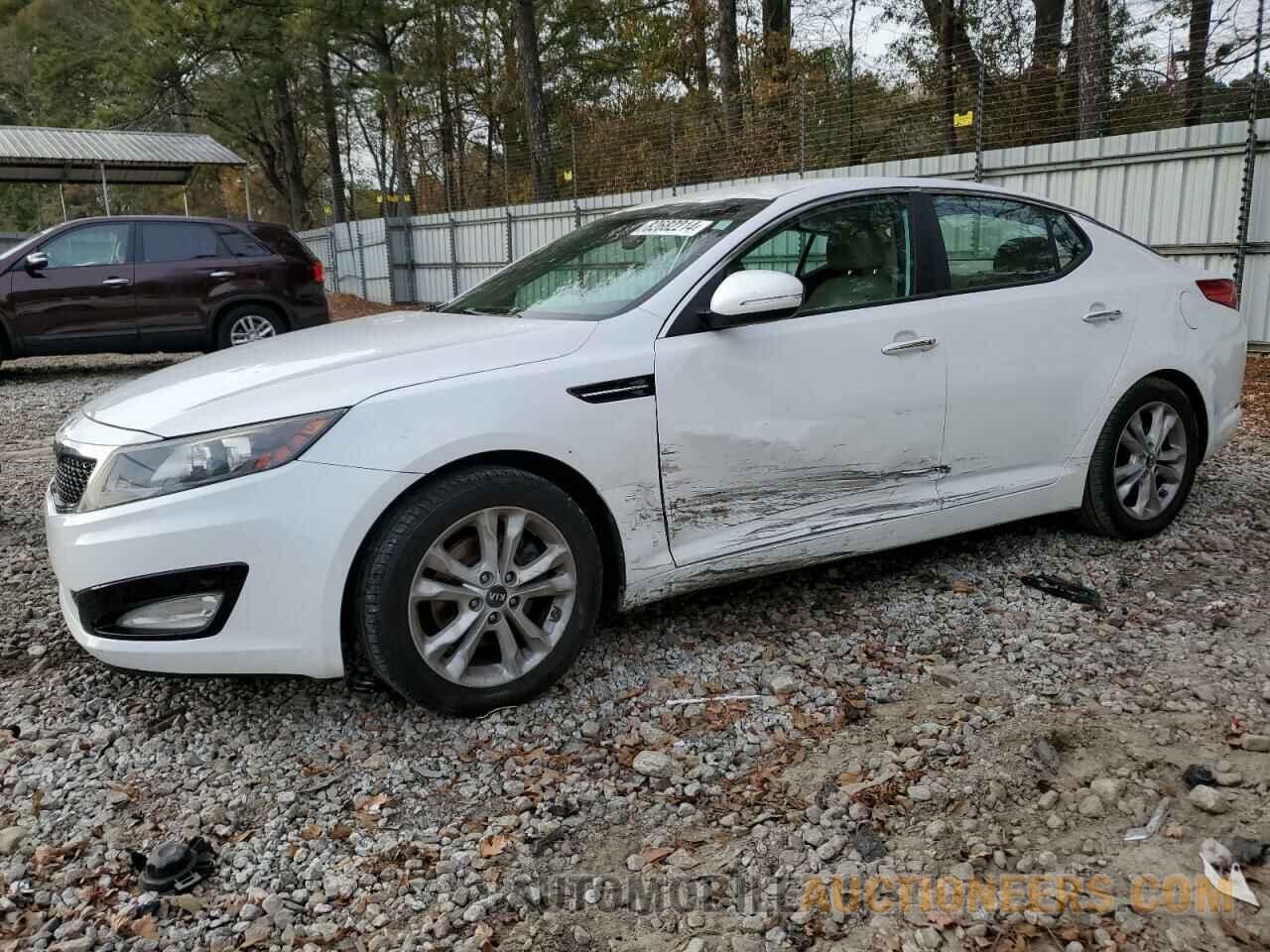 KNAGN4A75B5078084 KIA OPTIMA 2011