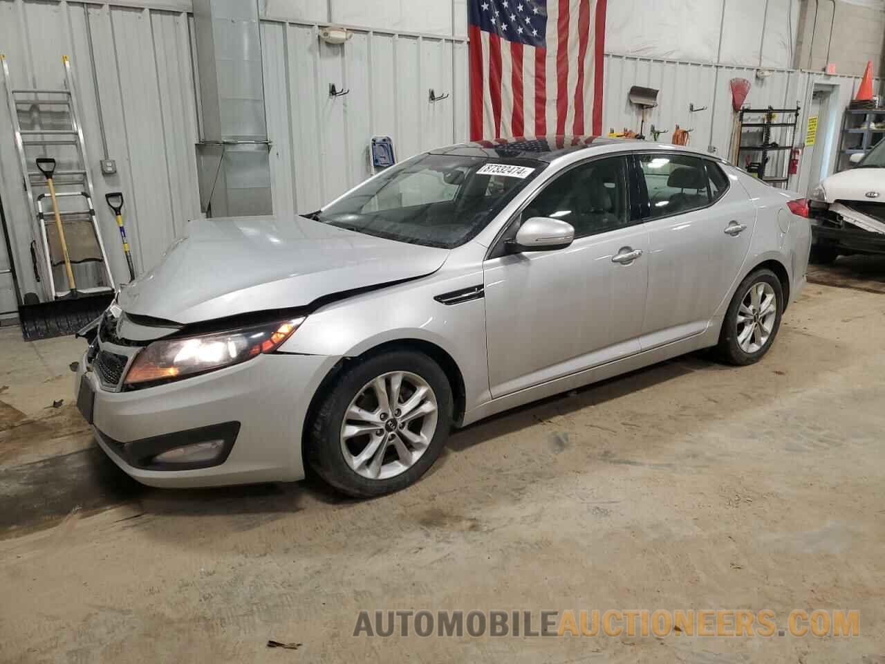 KNAGN4A76B5178193 KIA OPTIMA 2011