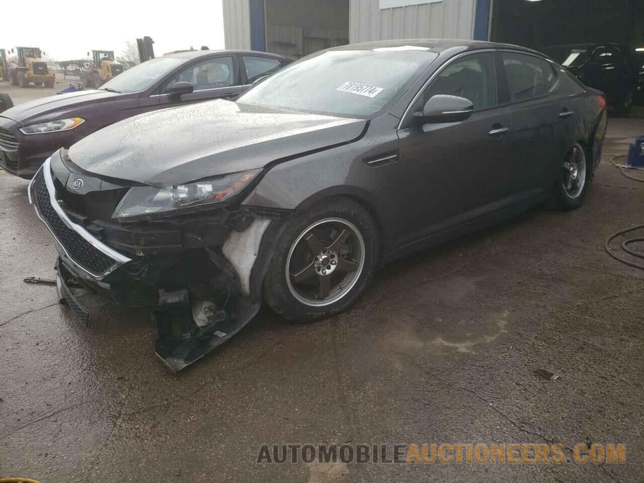 KNAGN4A7XB5186409 KIA OPTIMA 2011