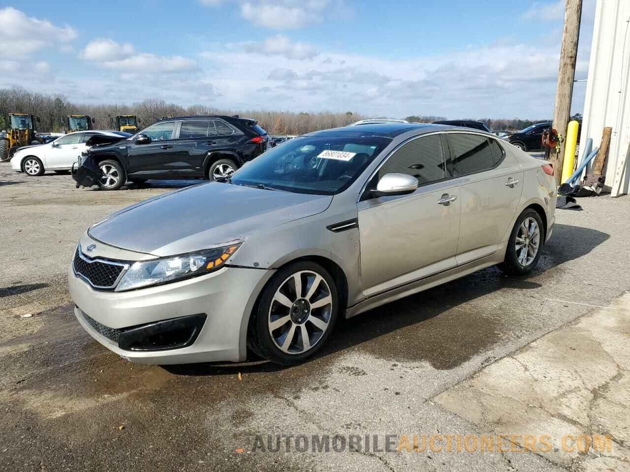 KNAGR4A68B5158216 KIA OPTIMA 2011