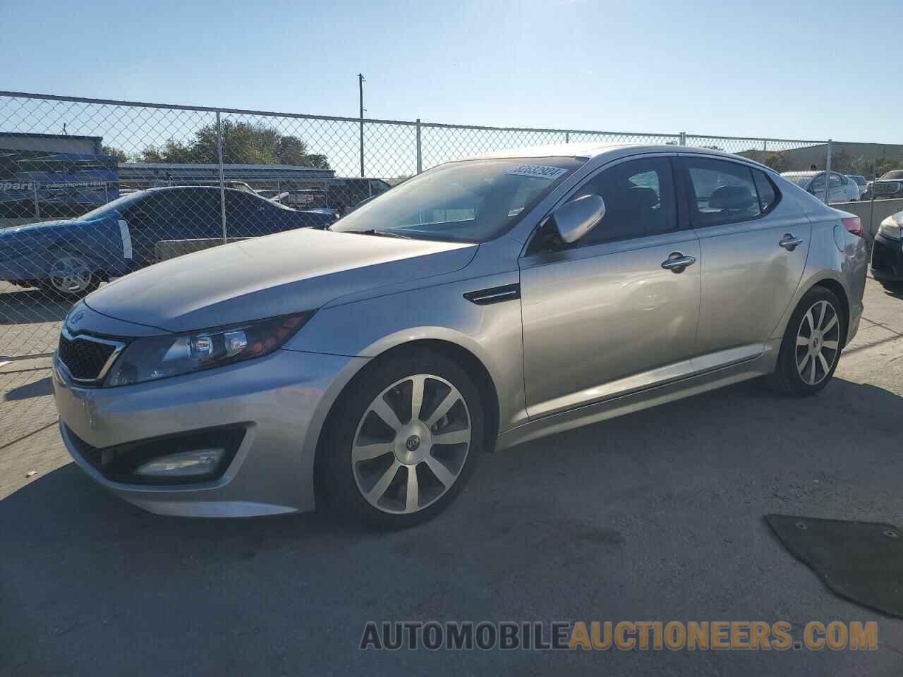 KNAGR4A6XB5132118 KIA OPTIMA 2011