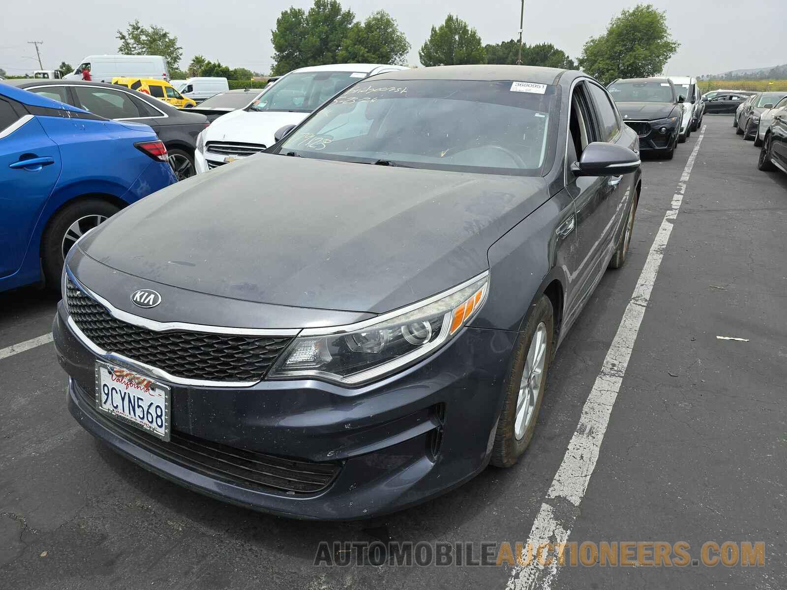 KNAGT4L30H5179123 Kia Optima 2017