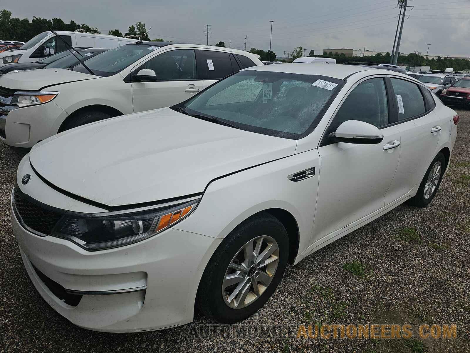 KNAGT4L31H5154179 Kia Optima 2017