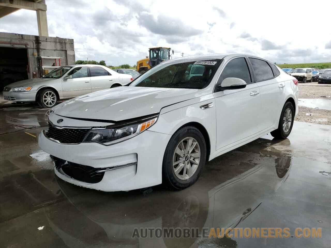 KNAGT4L31J5213463 KIA OPTIMA 2018