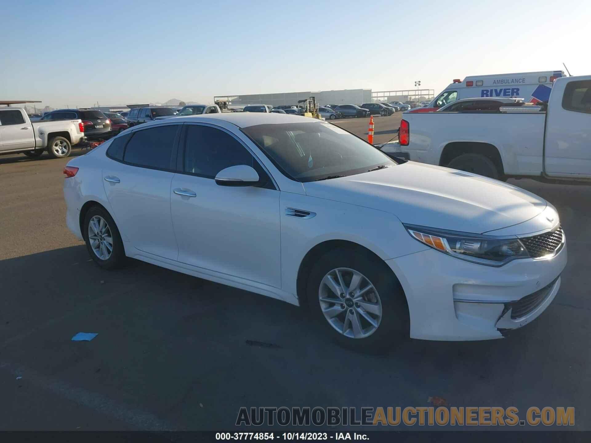 KNAGT4L31J5219456 KIA OPTIMA 2018