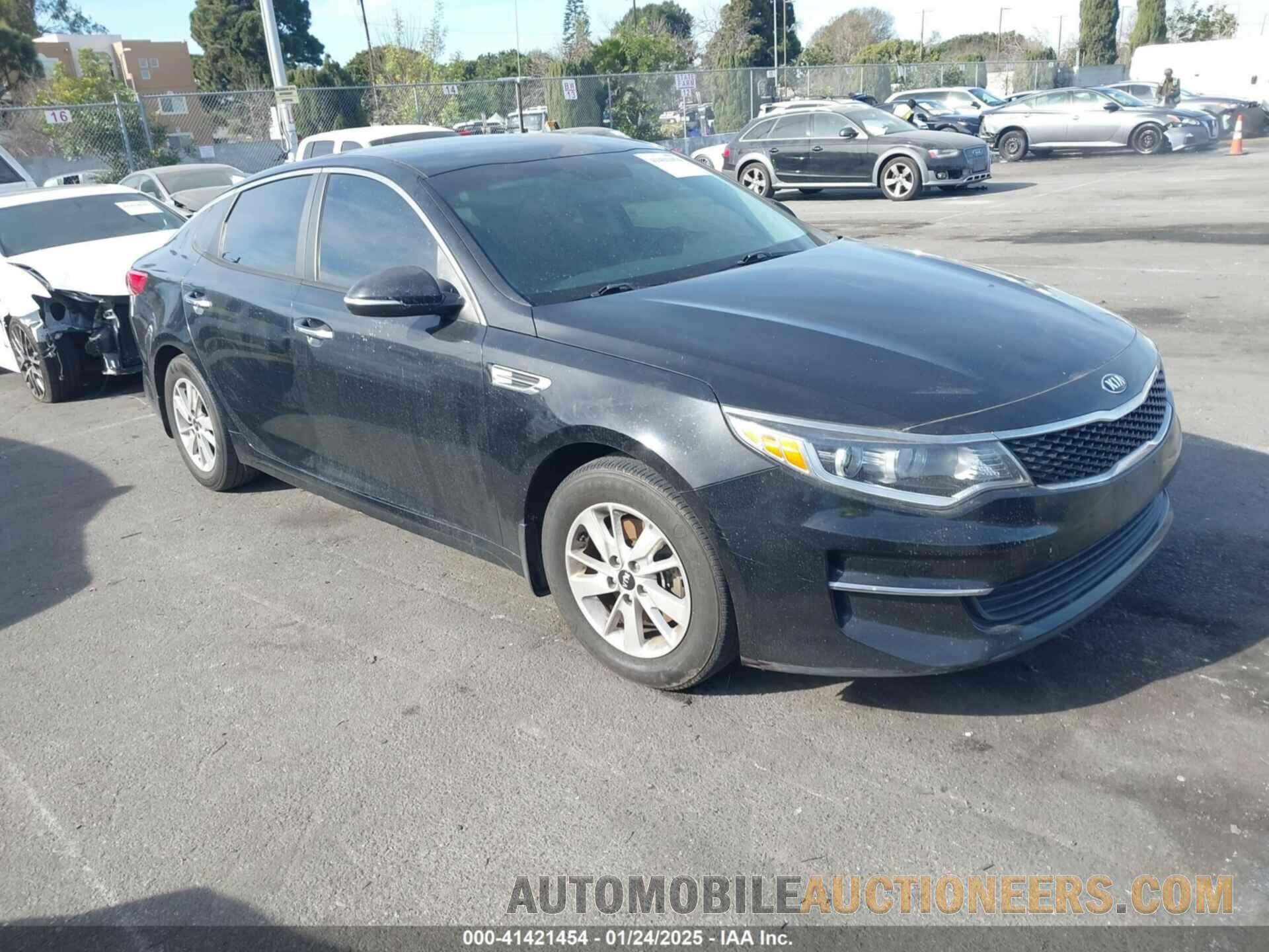 KNAGT4L35G5117151 KIA OPTIMA 2016