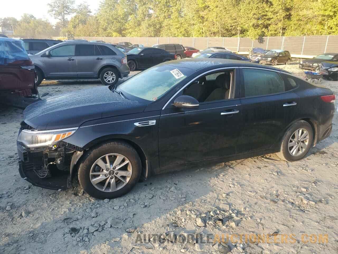 KNAGT4L36H5137636 KIA OPTIMA 2017