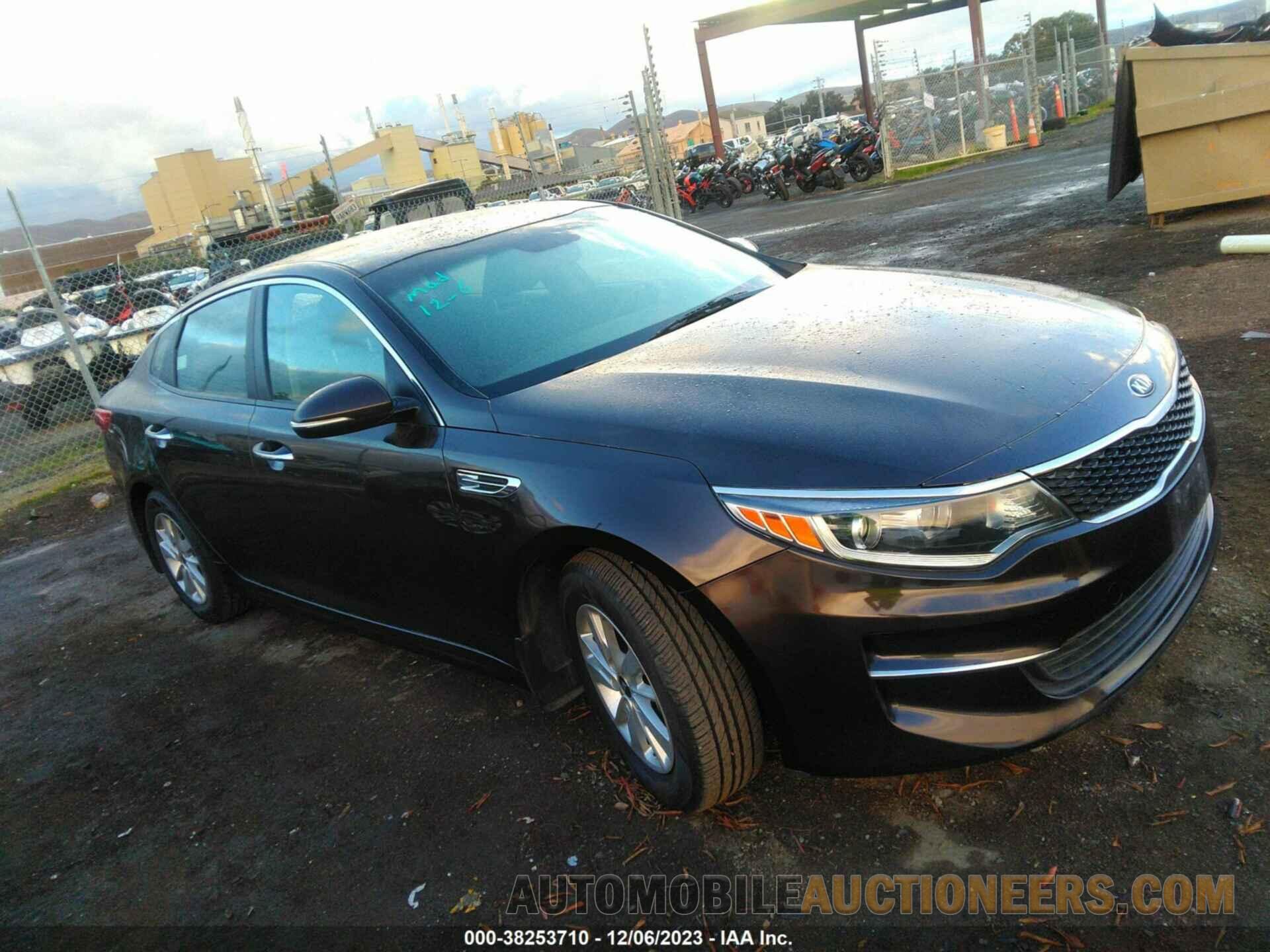 KNAGT4L37J5237668 KIA OPTIMA 2018