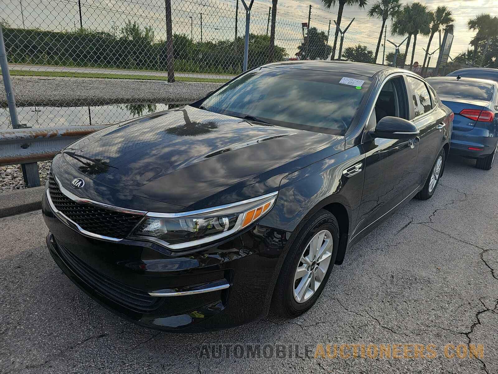 KNAGT4L39H5173644 Kia Optima 2017