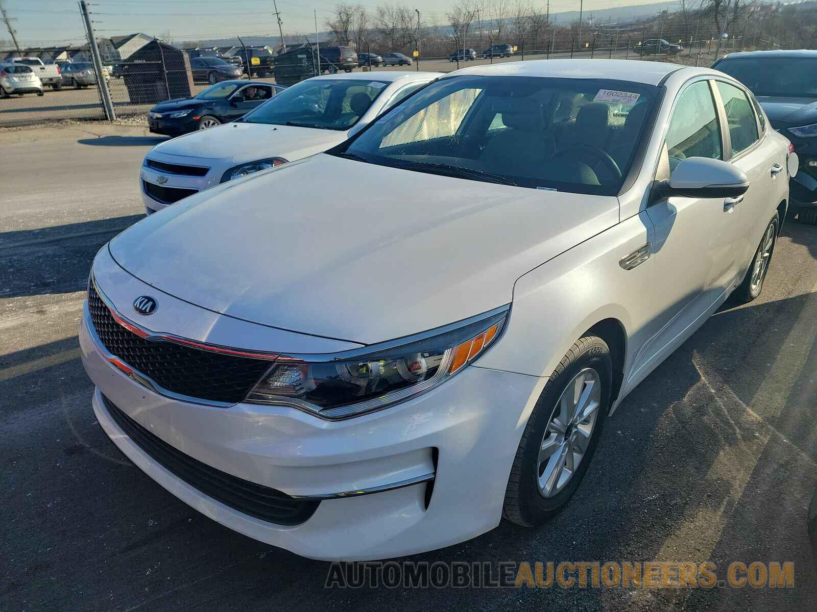 KNAGT4L3XG5072899 Kia Optima 2016