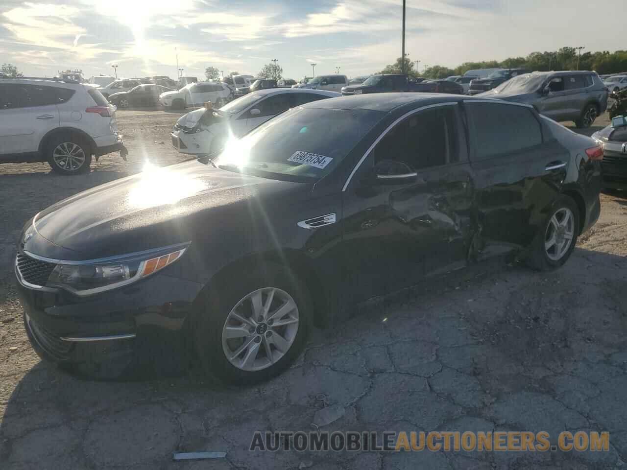 KNAGT4L3XH5162314 KIA OPTIMA 2017