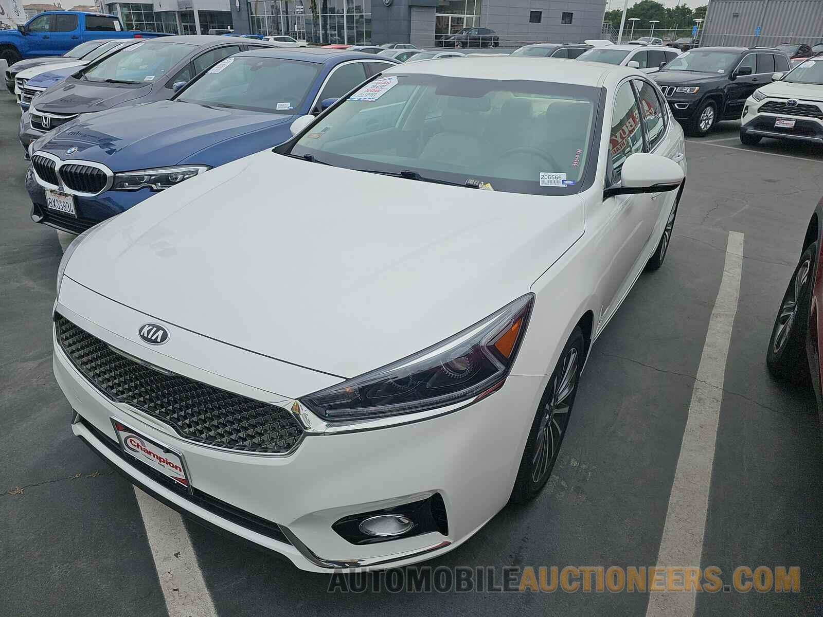 KNALB4J17H5073612 Kia Cadenza 2017