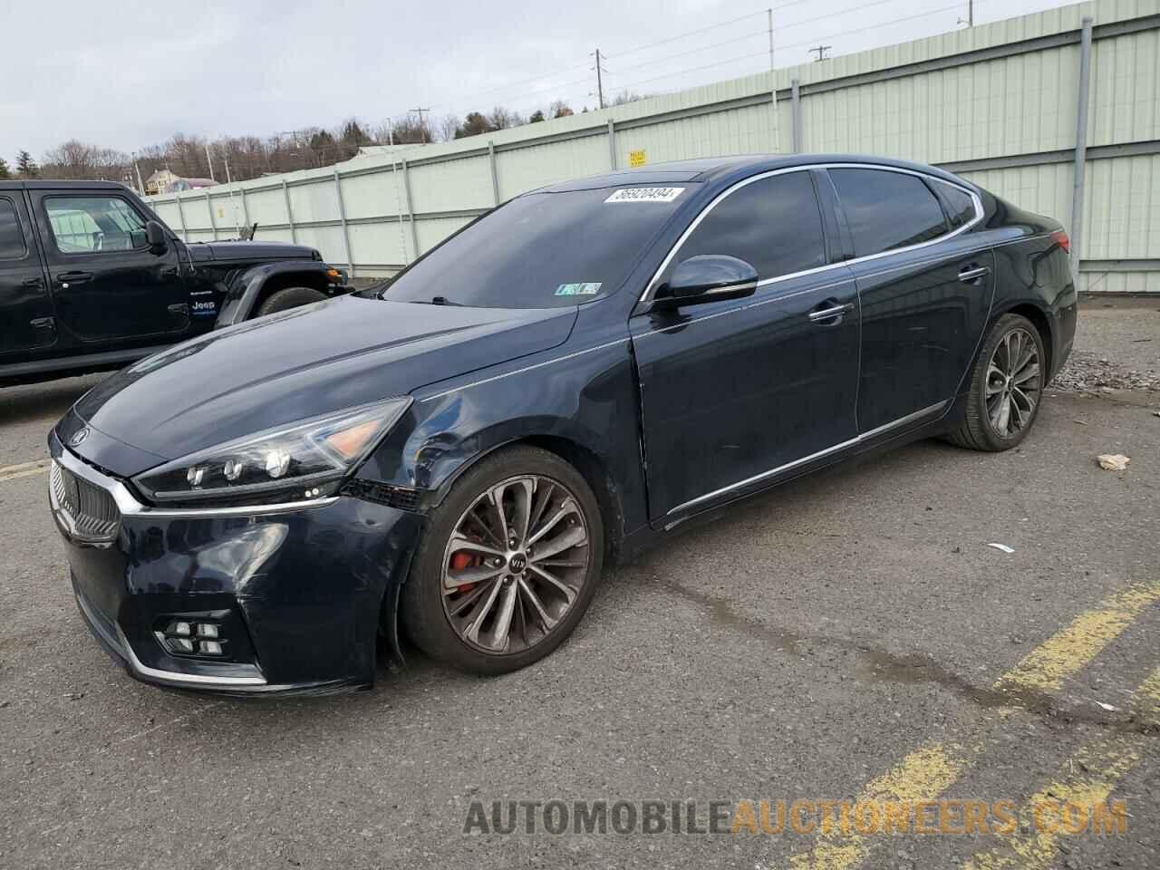 KNALC4J10H5087798 KIA CADENZA 2017