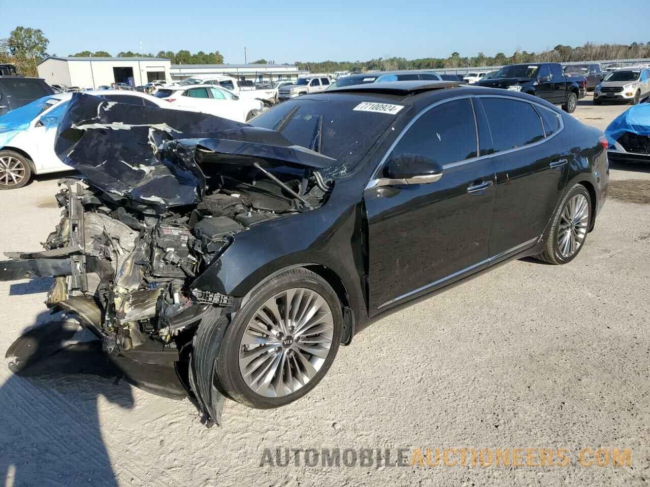 KNALC4J11H5065096 KIA CADENZA 2017