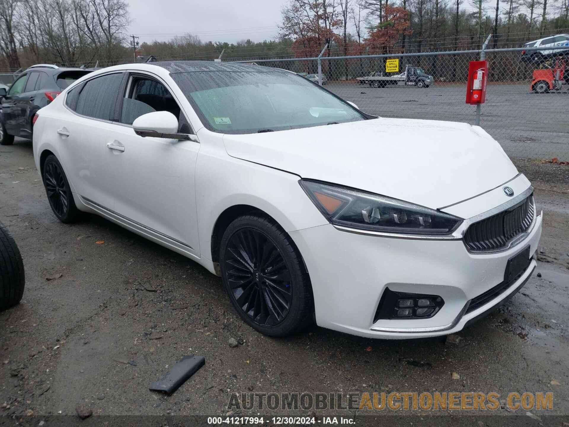 KNALC4J11J5099335 KIA CADENZA 2018