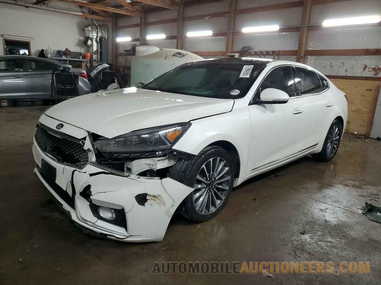 KNALC4J13H5036585 KIA CADENZA 2017