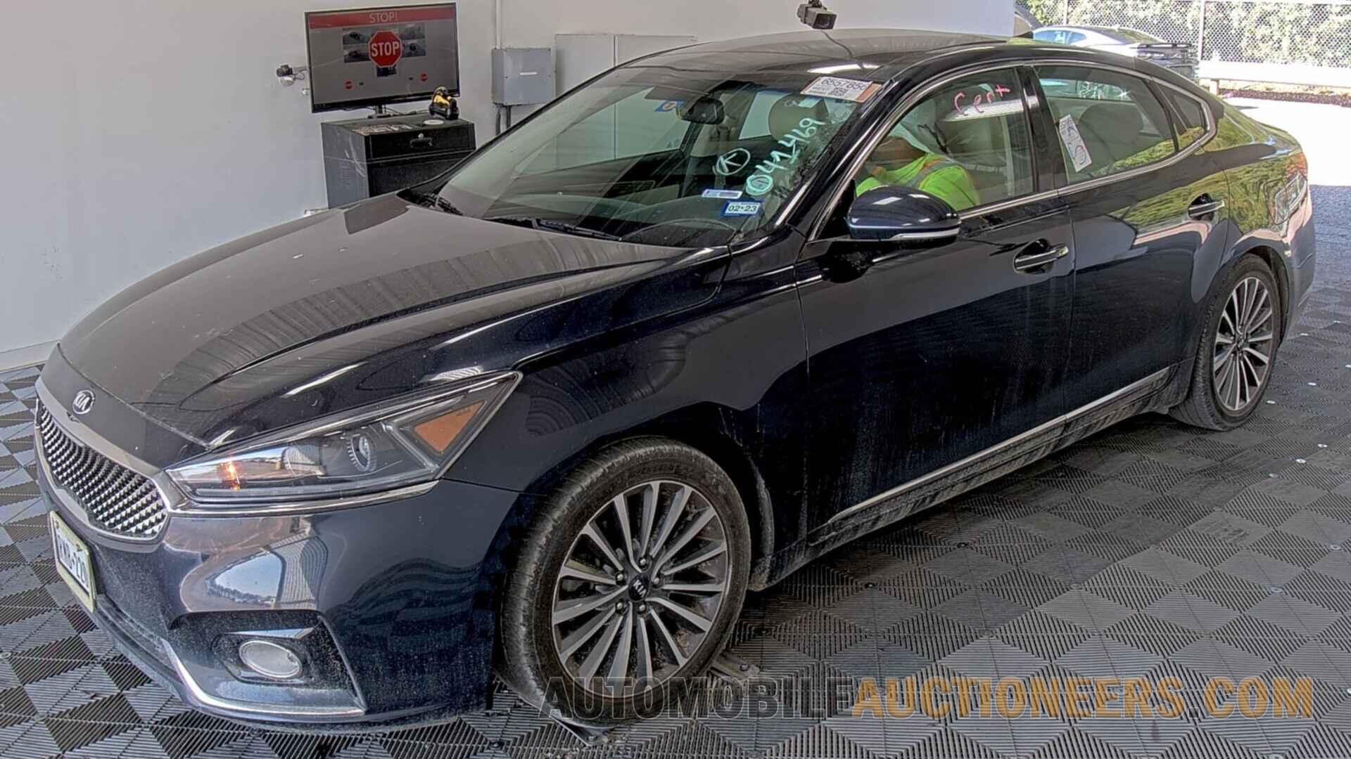 KNALC4J14H5041469 Kia Cadenza 2017