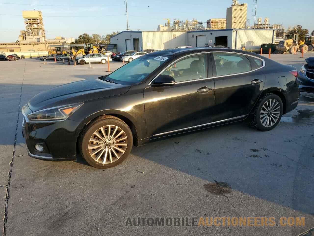 KNALC4J14H5044064 KIA CADENZA 2017