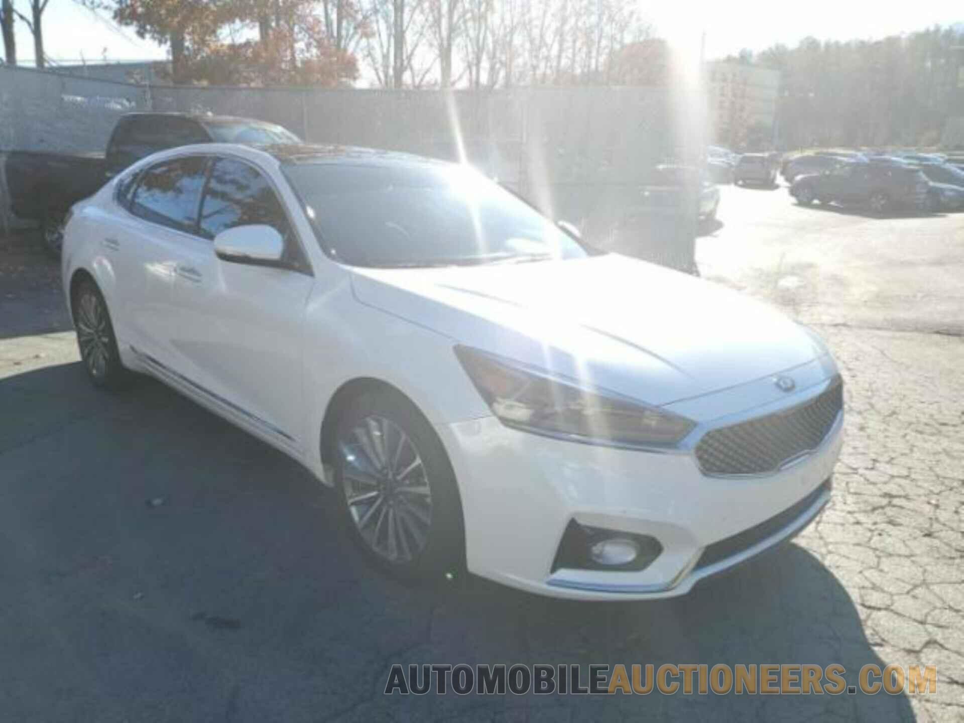 KNALC4J14J5121148 KIA CADENZA 2018