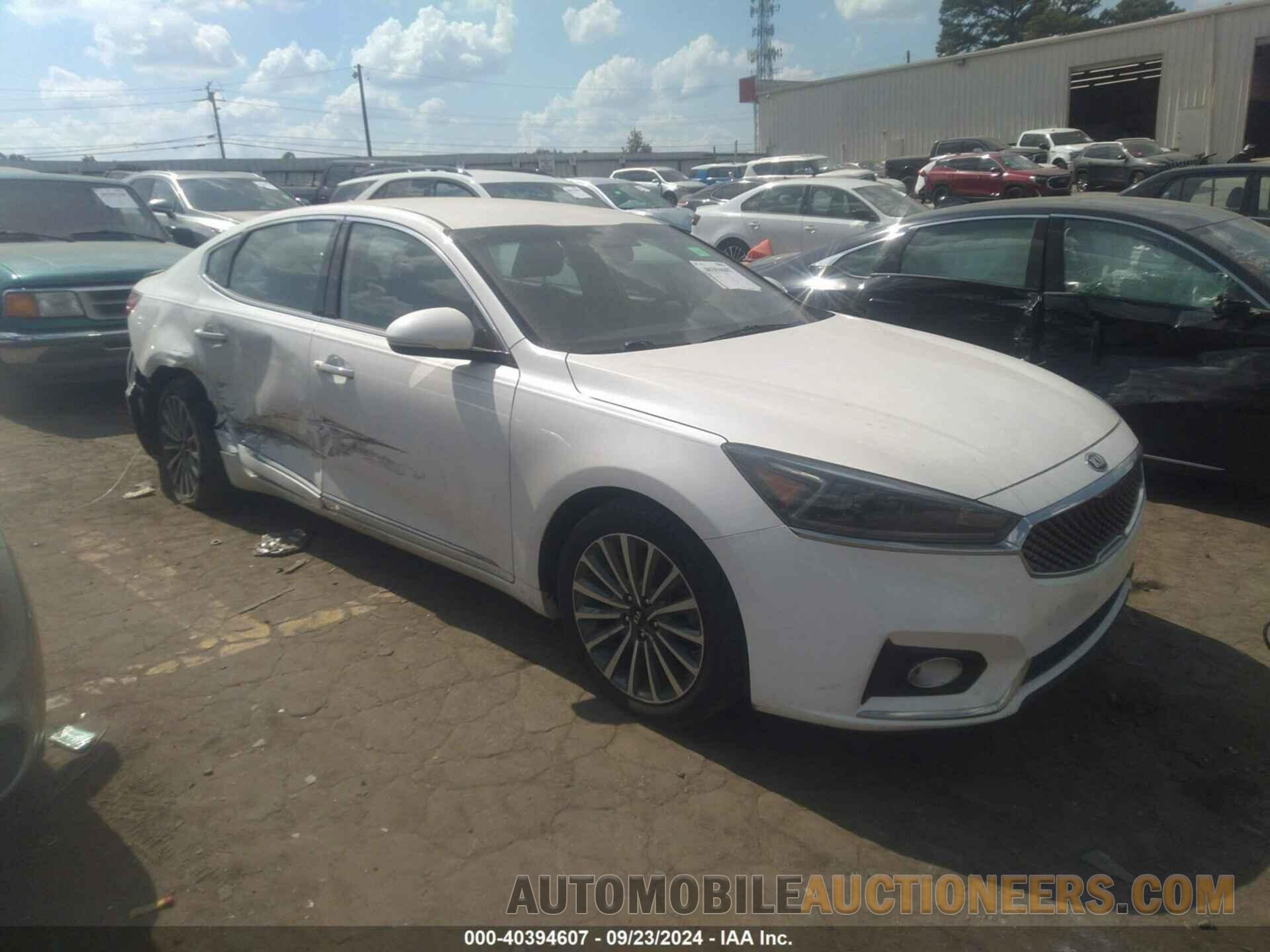 KNALC4J15H5080331 KIA CADENZA 2017