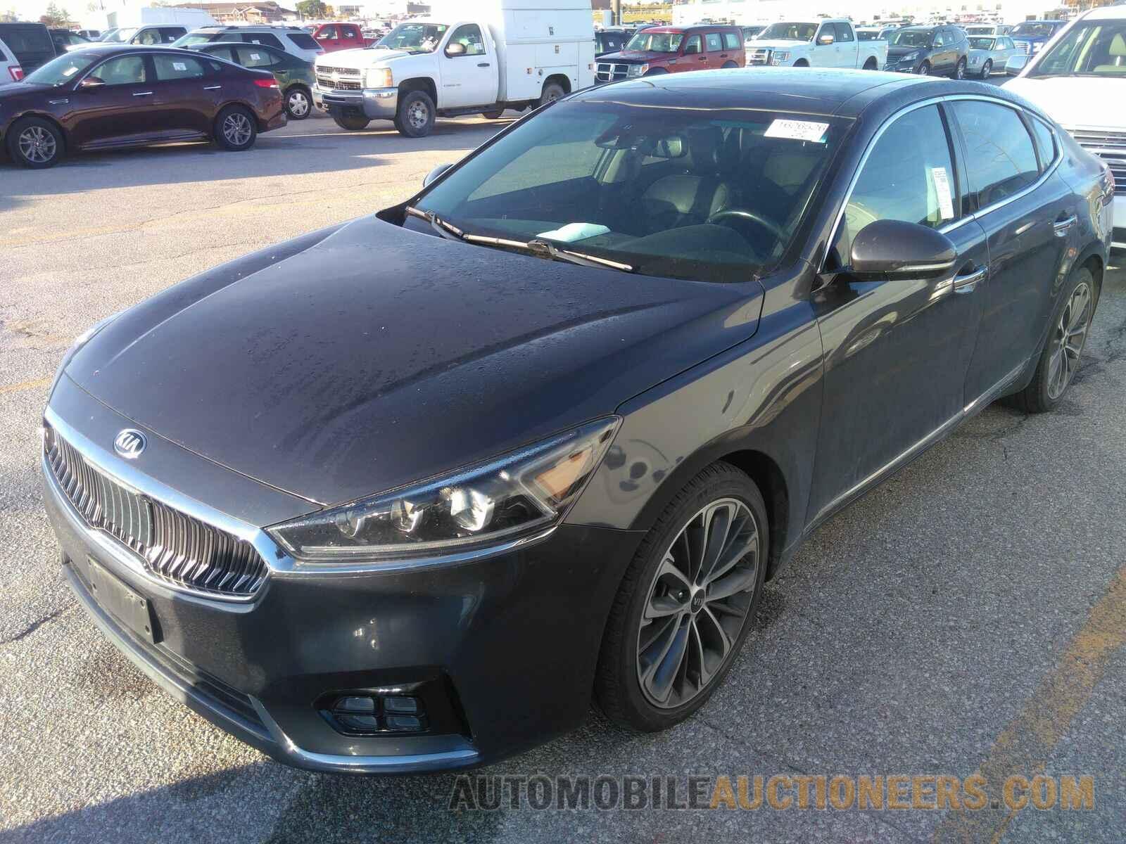 KNALC4J16J5098956 Kia Cadenza 2018