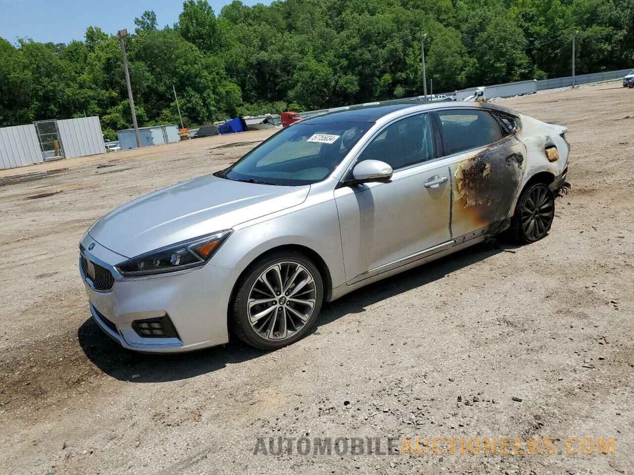 KNALC4J17H5091928 KIA CADENZA 2017