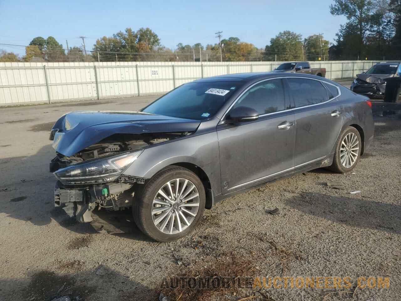 KNALC4J18H5042236 KIA CADENZA 2017