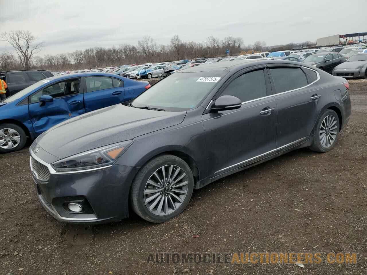 KNALC4J19H5084852 KIA CADENZA 2017