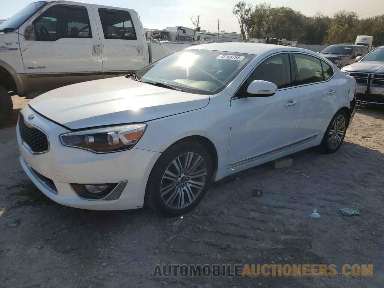 KNALN4D75G5215235 KIA CADENZA 2016